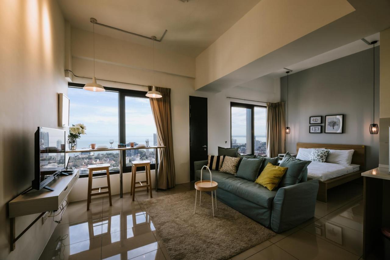 Muji Studio 2 - Seaview At 218 Tropicana Near Komtar Food Heaven With Netflix & Tv Box Джорджтаун Екстер'єр фото